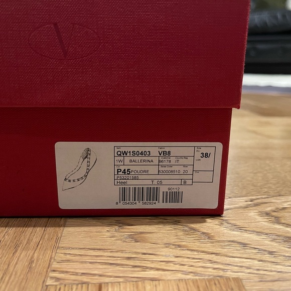 Valentino Rockstud Flats (In tonal Poudre) - Picture 6 of 6